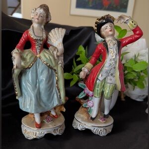Collectible Porcelain Figurine Set with Gold Accents R Japan depicting 1700s